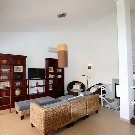 Marina Parque - Clever Details * וילהמורה